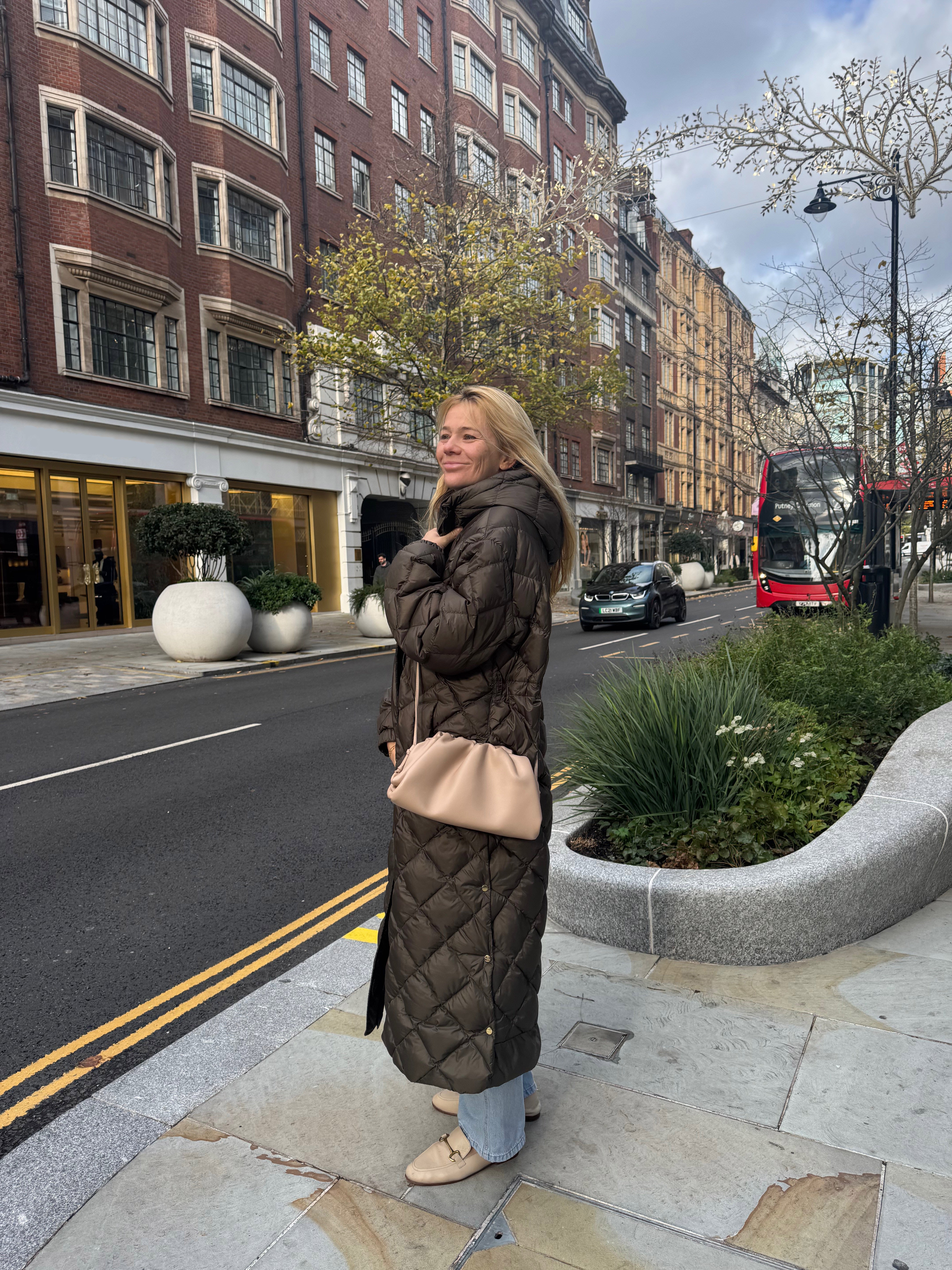 プリンパンナ POUCH WITH STRAP – FREYA ESTEPHAN