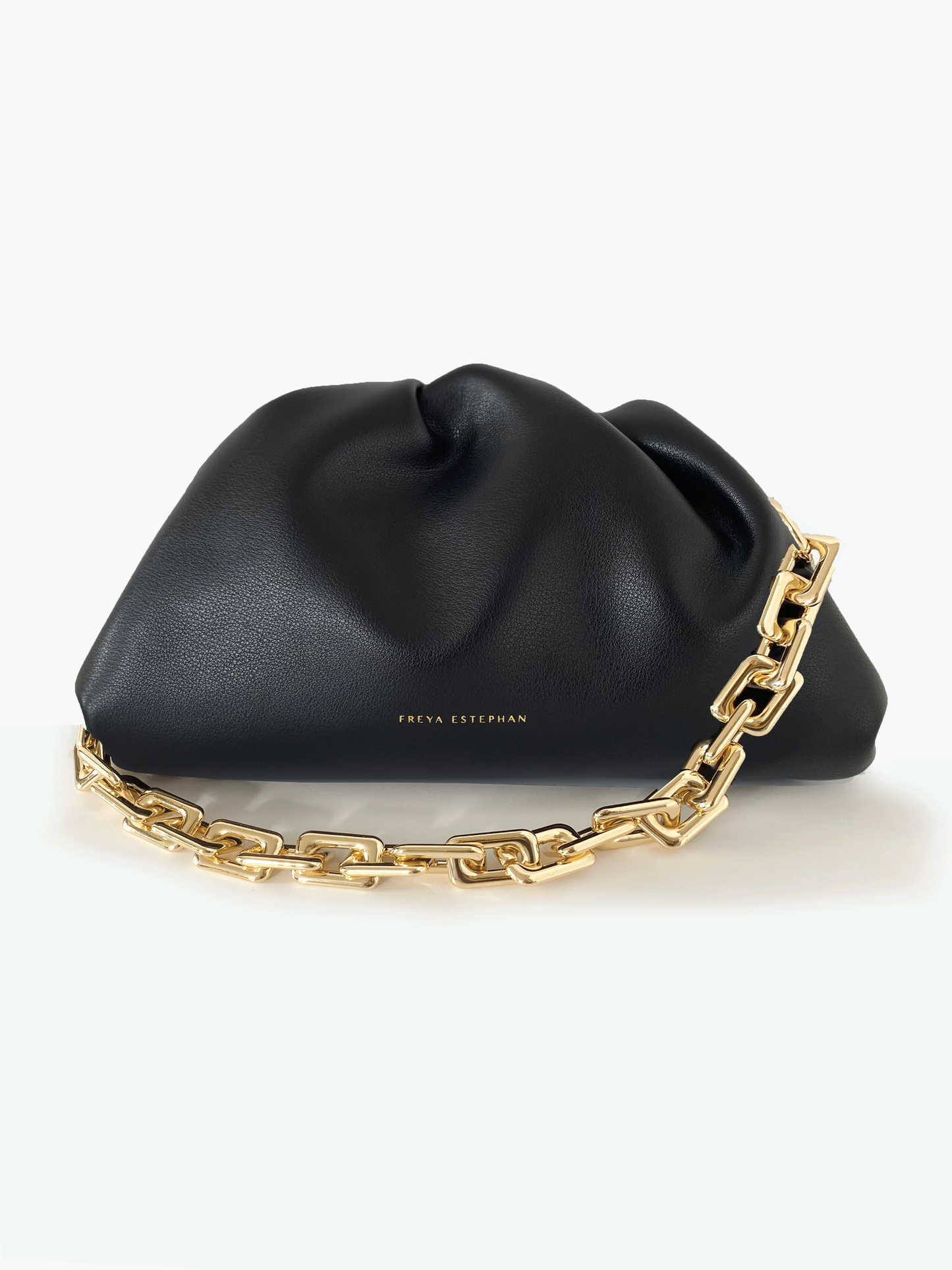 CHAIN POUCH